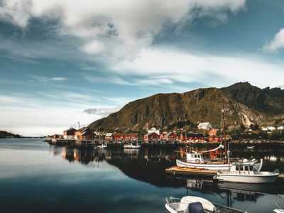 lukas-5Gqx11weVJI-unsplash